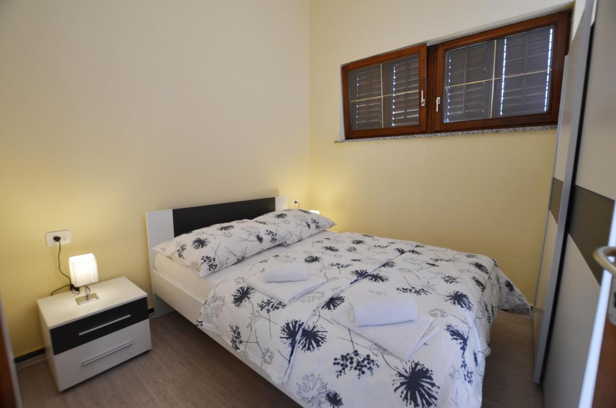 Zminj Apartments Room photo