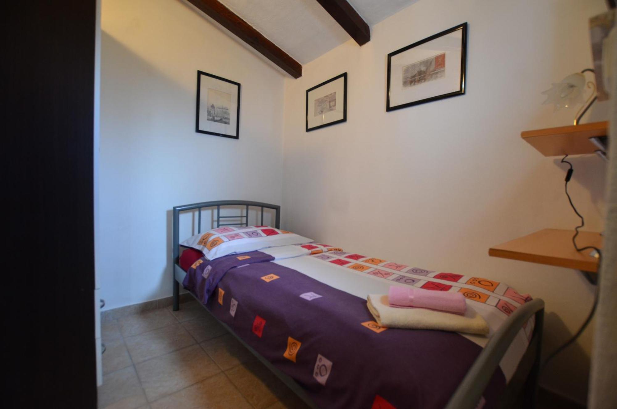 Zminj Apartments Room photo